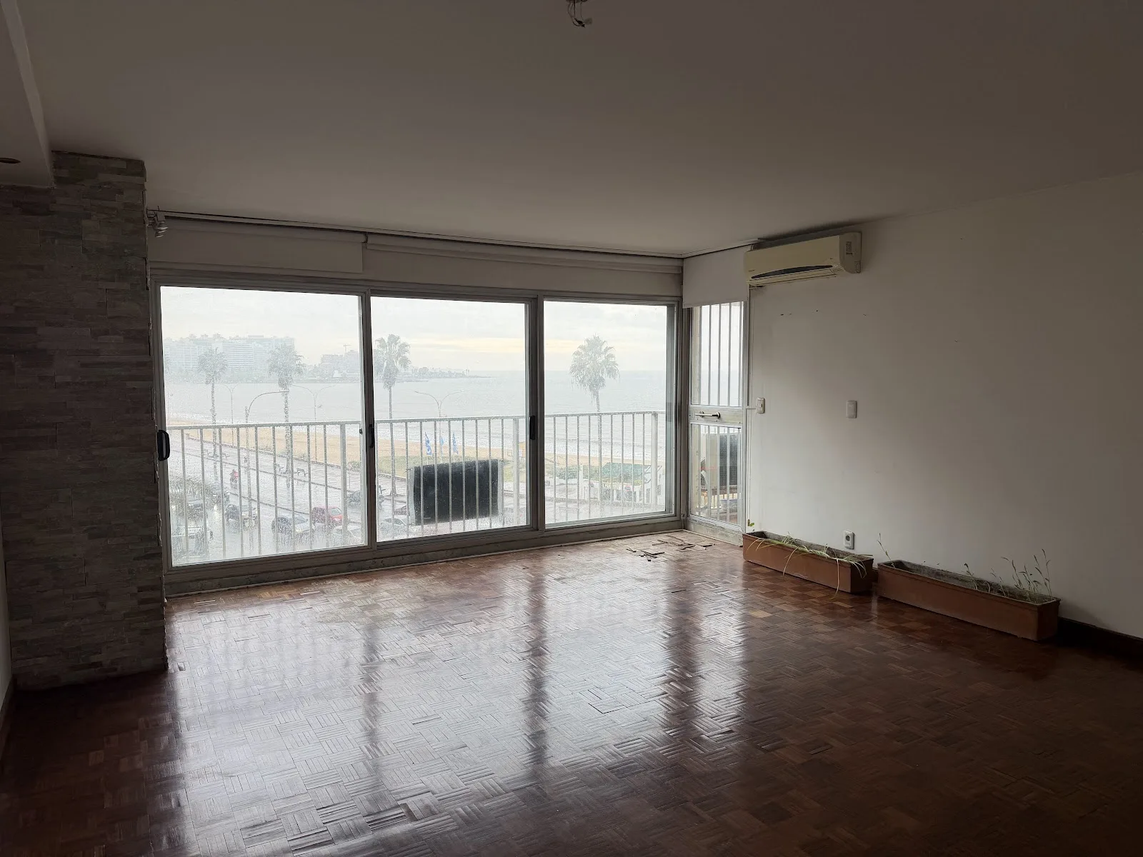 Venta - Apartamento con Garaje - Pocitos - 3 Dormitorios — 9