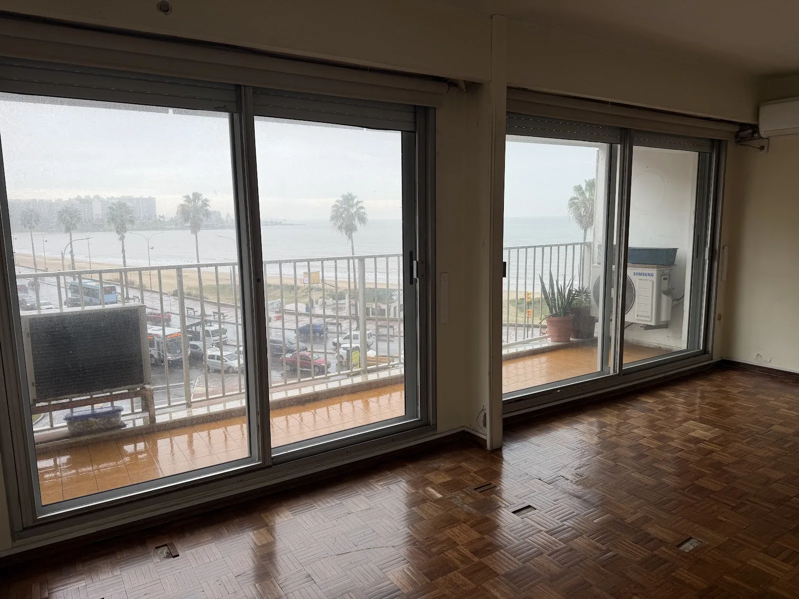 Venta - Apartamento con Garaje - Pocitos - 3 Dormitorios — 23