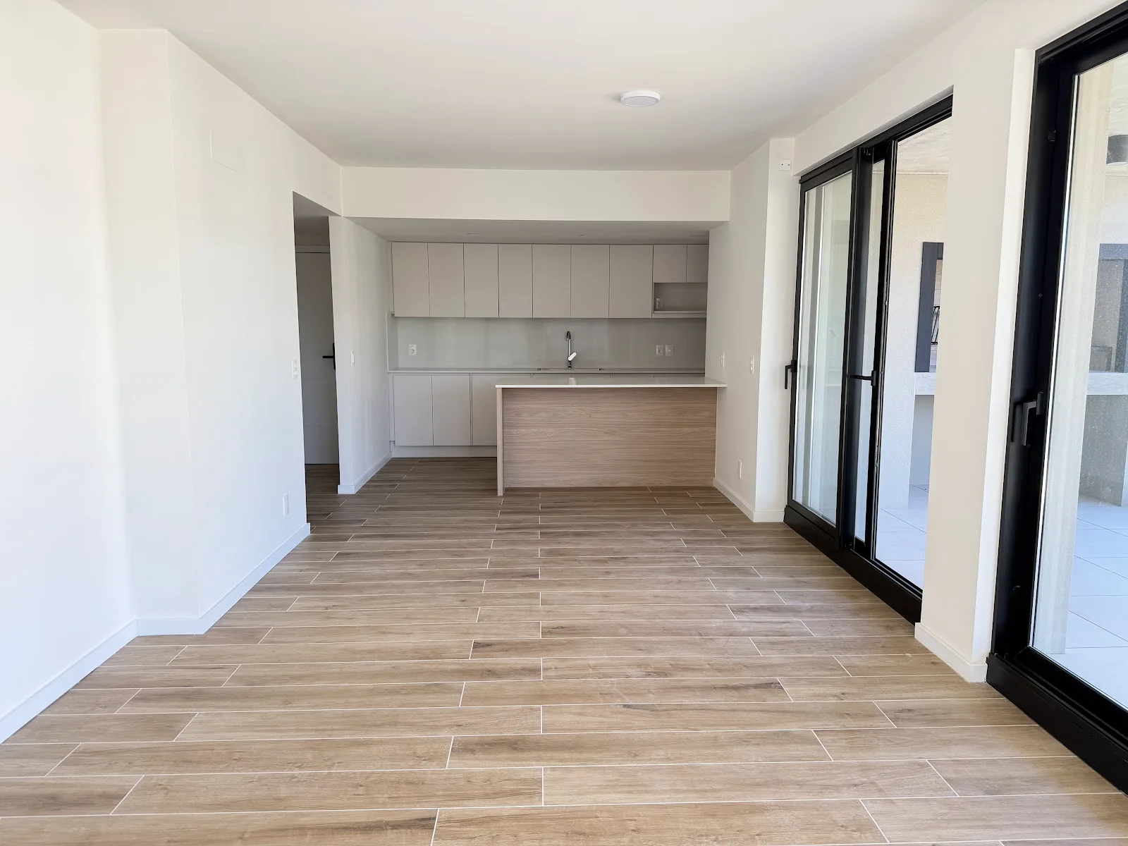 Alquiler - Apartamento con Garaje - Barrio Parques entre San Nicolás y Los Olivos - 2 Dormitorios — 11