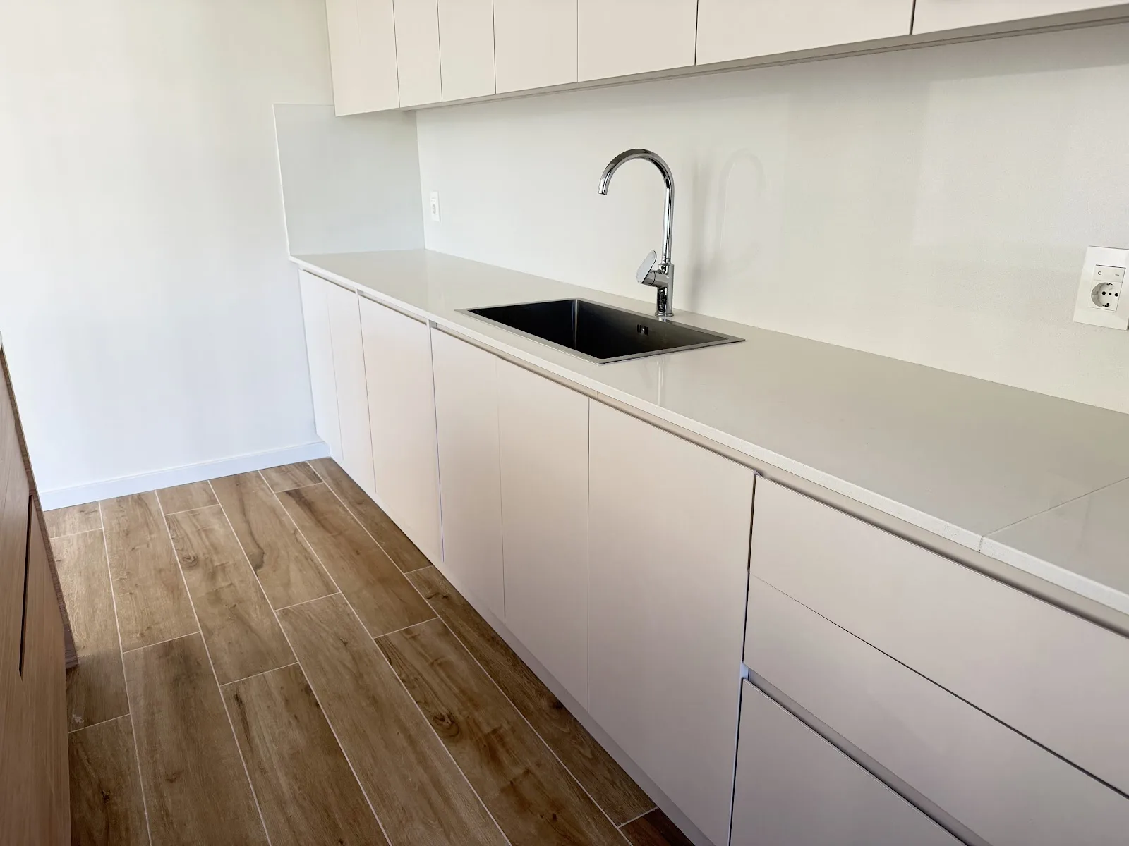 Alquiler - Apartamento con Garaje - Barrio Parques entre San Nicolás y Los Olivos - 2 Dormitorios — 20