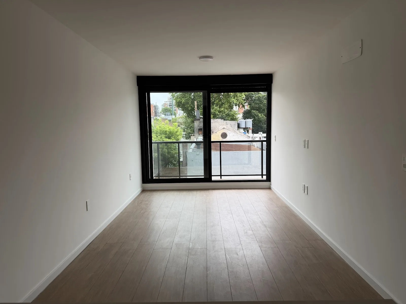 Alquiler - Apartamento con Garaje - Pocitos - 1 Dormitorio — 5