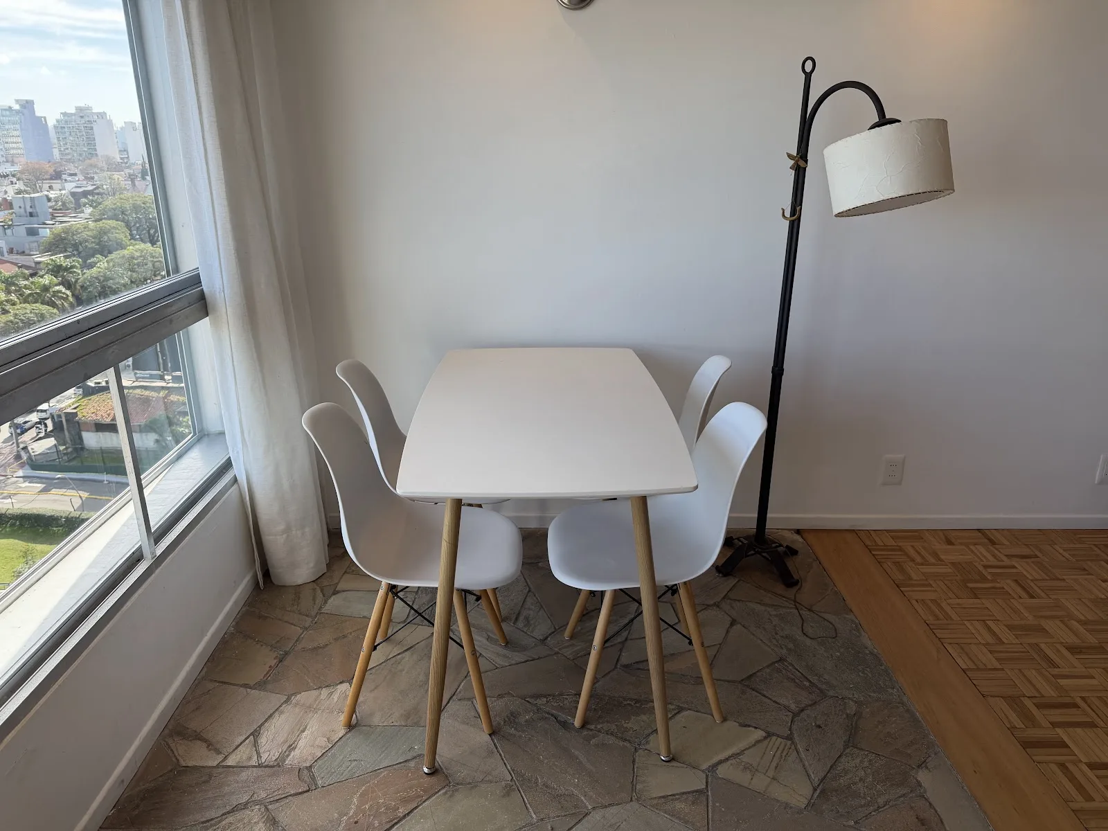 Alquiler - Apartamento con Muebles y Garaje - Puerto del Buceo - 2 Dormitorios — 8