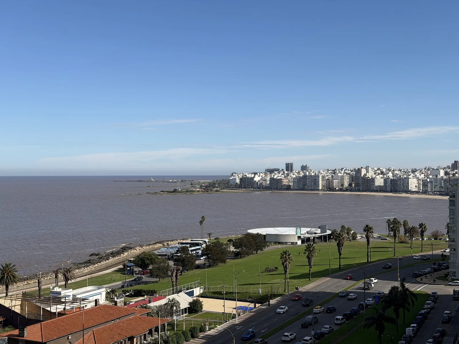 Alquiler - Apartamento con Muebles y Garaje - Puerto del Buceo - 2 Dormitorios — 11