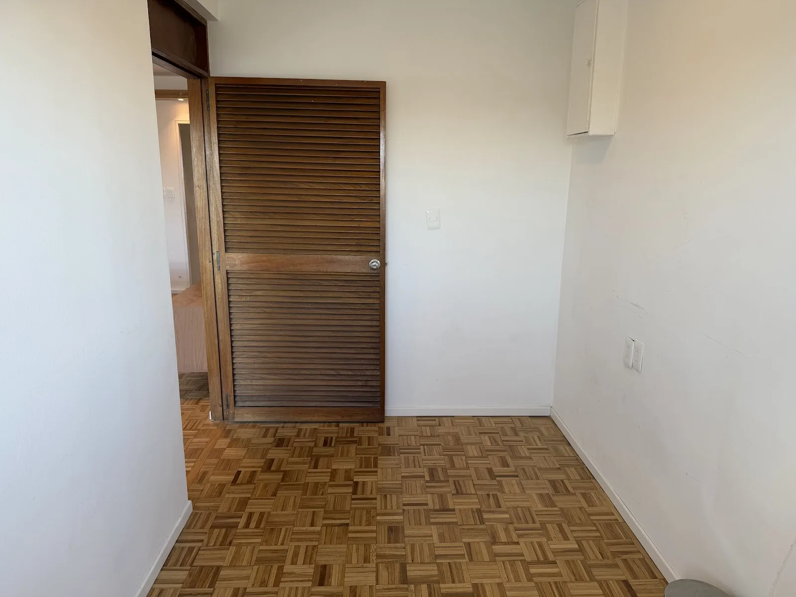Alquiler - Apartamento con Muebles y Garaje - Puerto del Buceo - 2 Dormitorios — 27