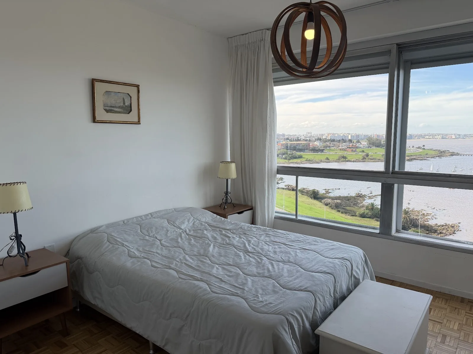 Alquiler - Apartamento con Muebles y Garaje - Puerto del Buceo - 2 Dormitorios — 29