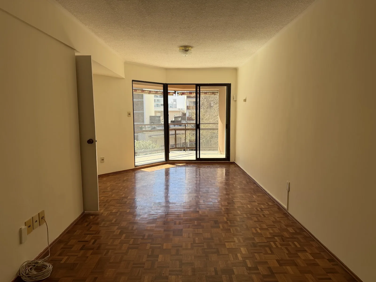 Alquiler - Apartamento con Garaje - Punta Carretas - 2 Dormitorios — 3