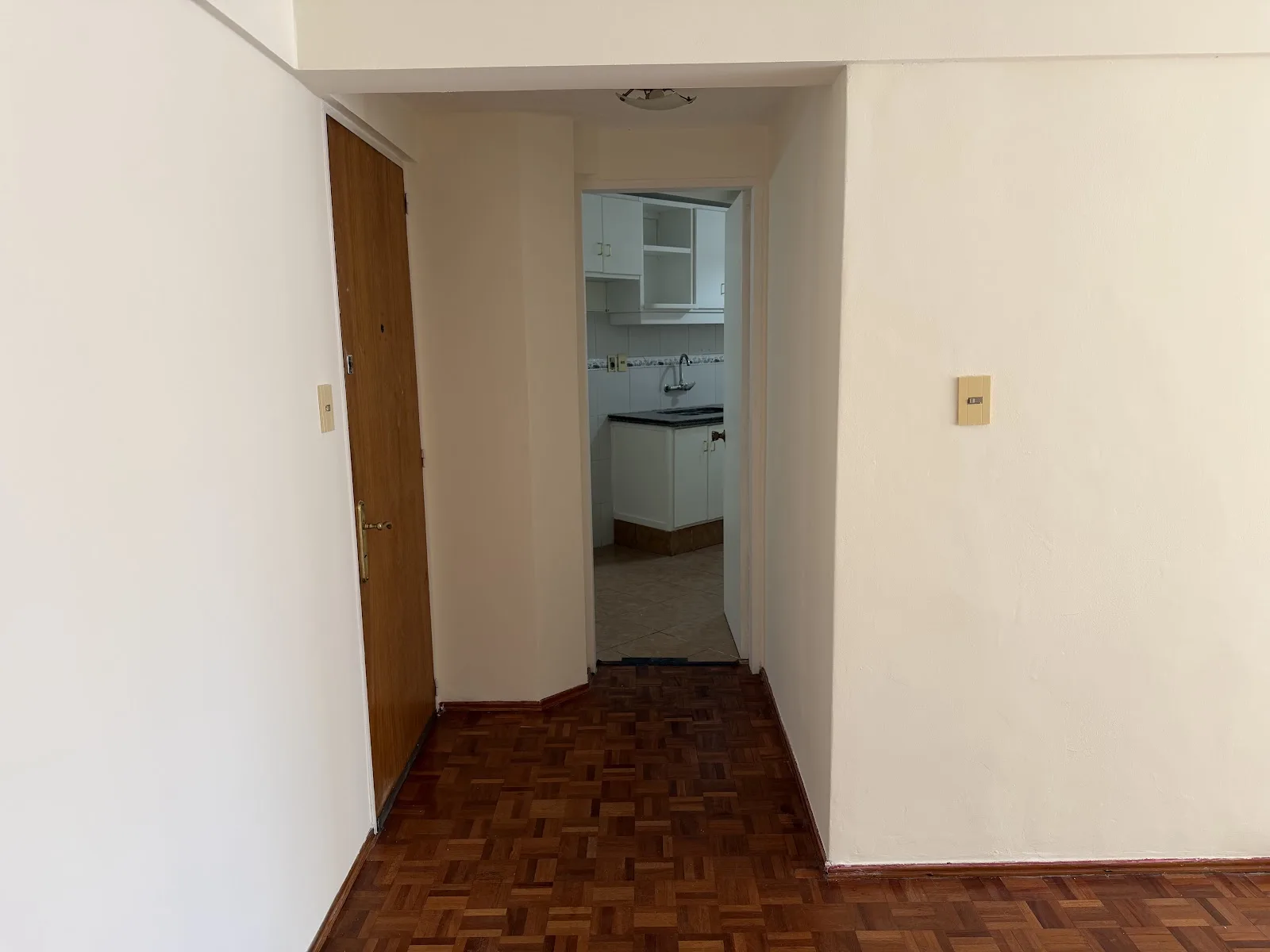 Alquiler - Apartamento con Garaje - Punta Carretas - 2 Dormitorios — 4