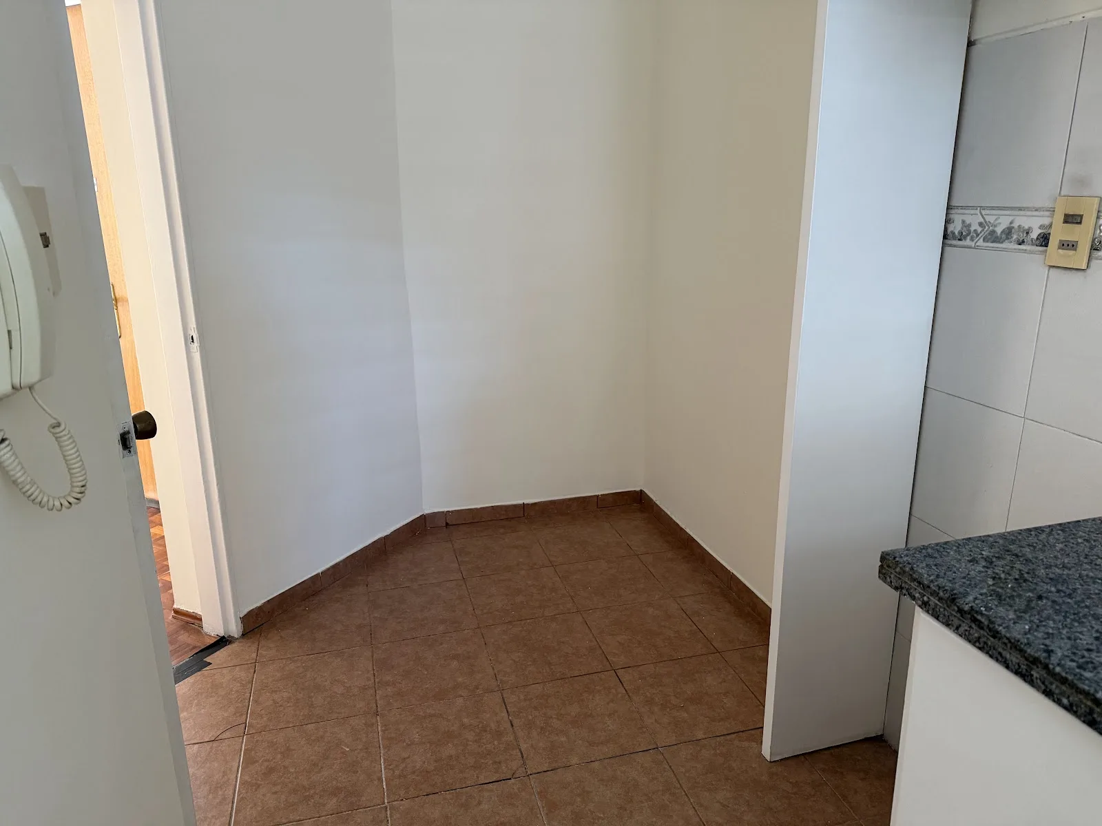 Alquiler - Apartamento con Garaje - Punta Carretas - 2 Dormitorios — 27