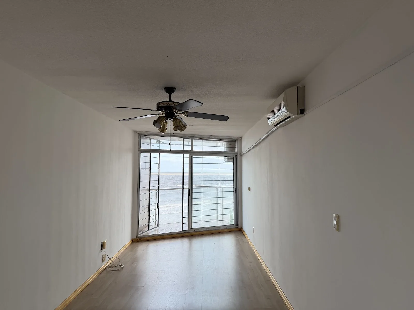 Venta - Apartamento con Garaje - Malvín - 1 Dormitorio — 3