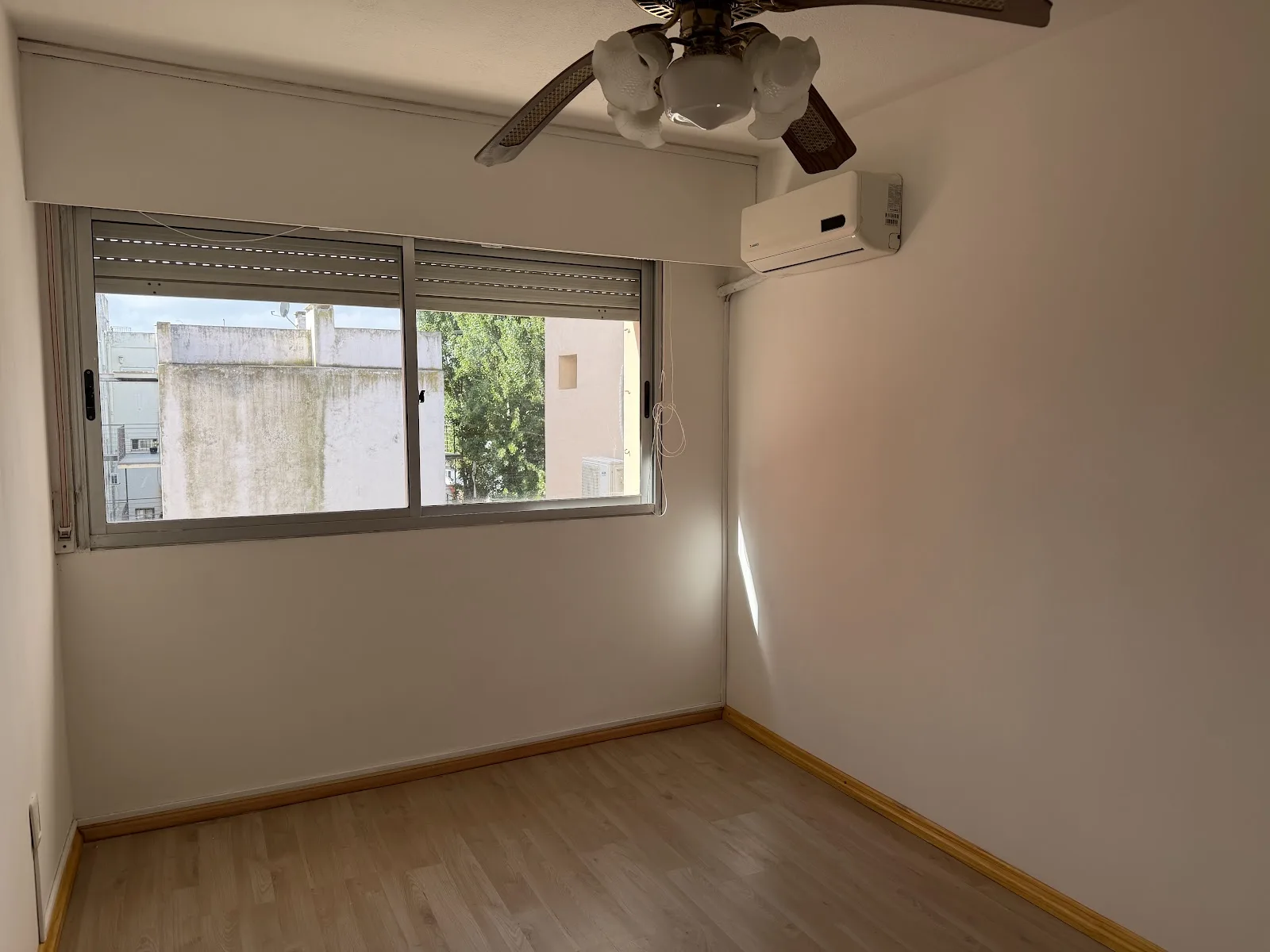Venta - Apartamento con Garaje - Malvín - 1 Dormitorio — 24