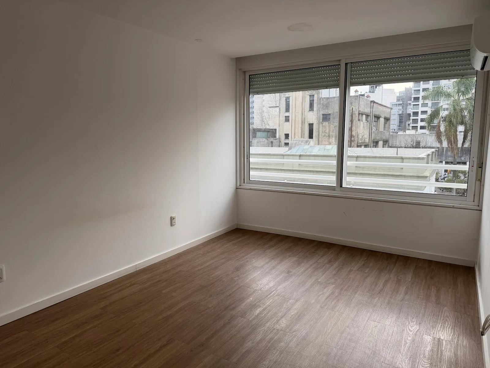 Alquiler - Apartamento con Garaje - Punta Carretas - 1 Dormitorio — 23