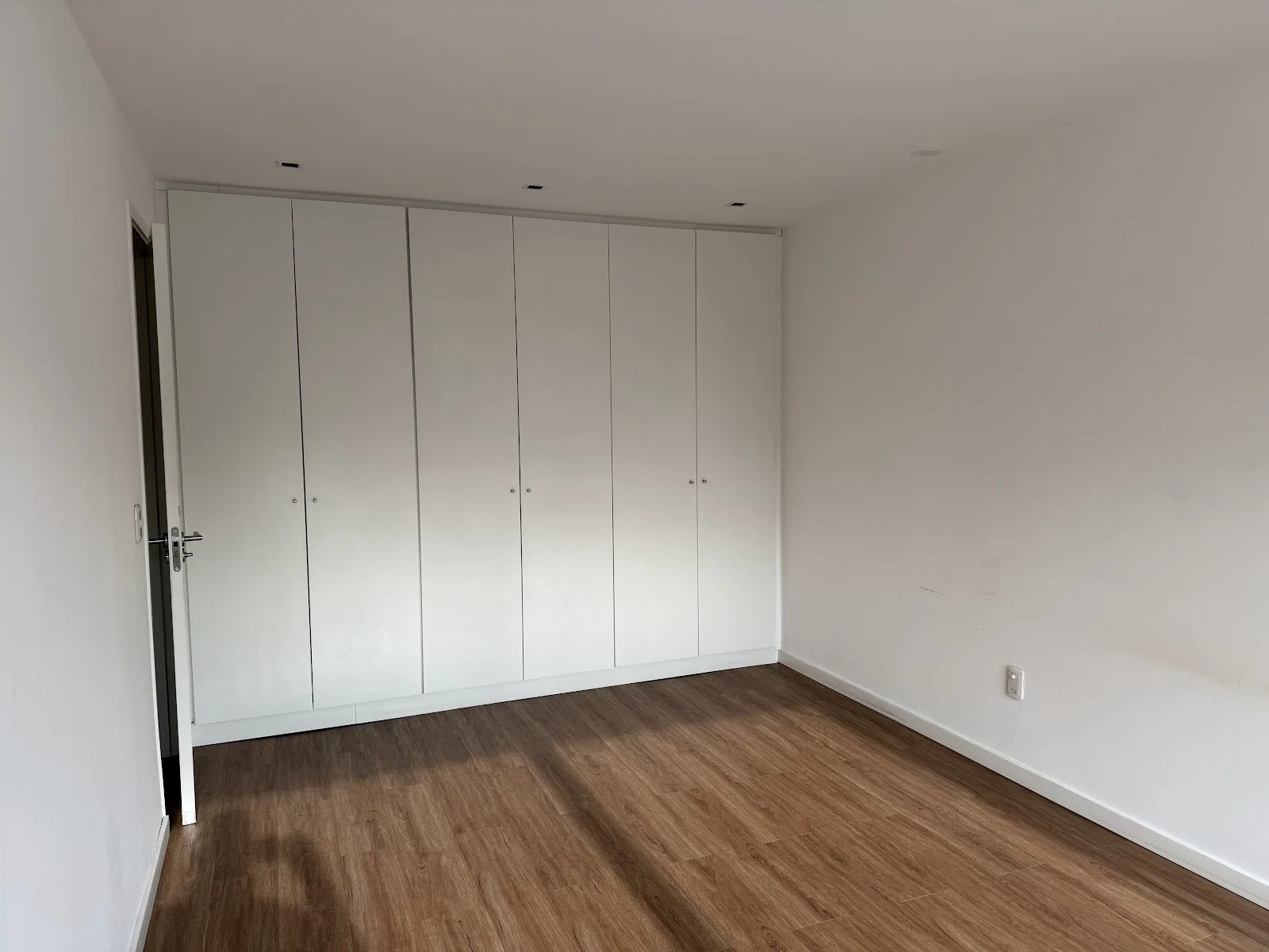 Alquiler - Apartamento con Garaje - Punta Carretas - 1 Dormitorio — 26
