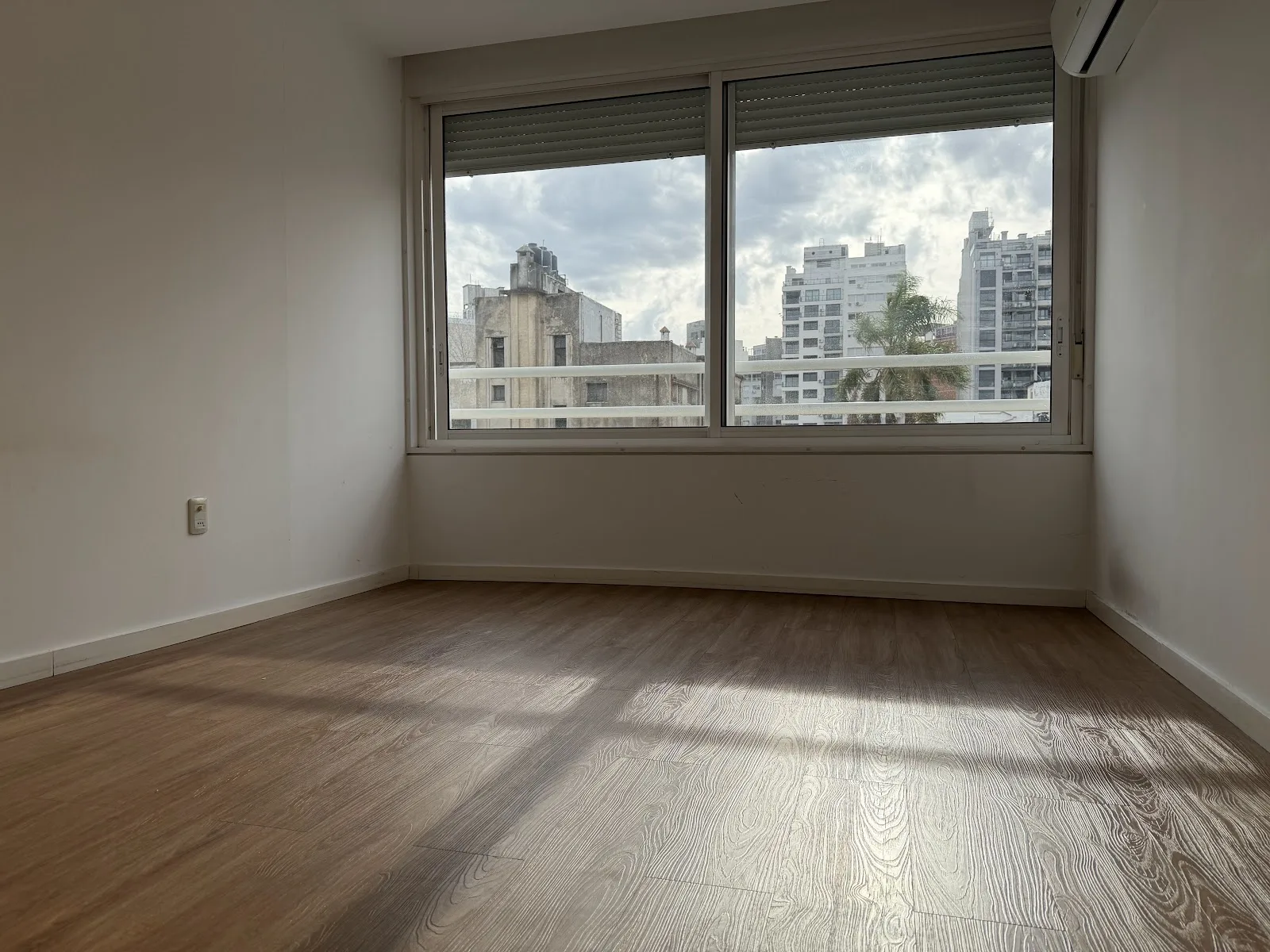 Alquiler - Apartamento con Garaje - Punta Carretas - 1 Dormitorio — 29