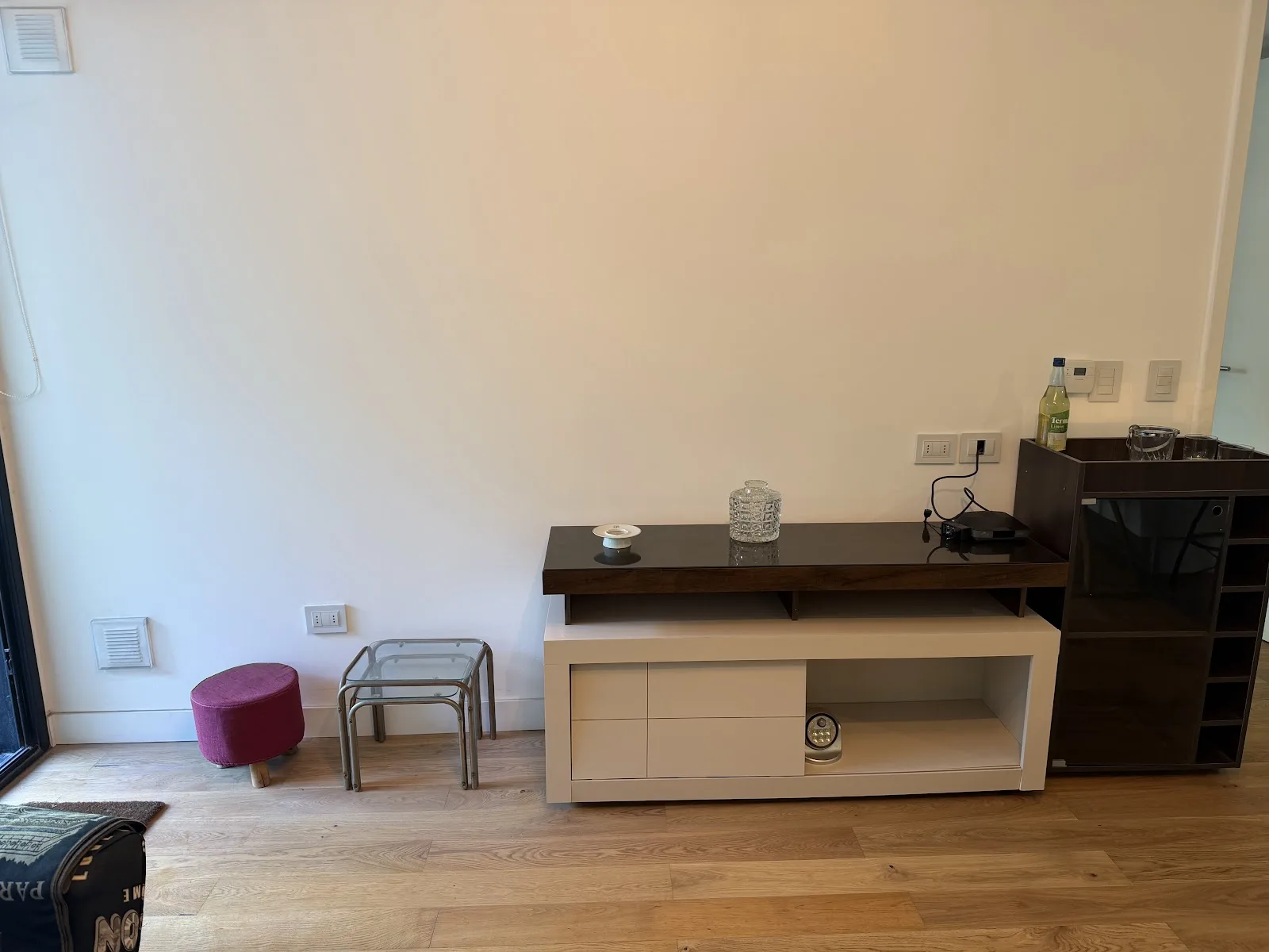 Alquiler - Apartamento con Muebles y Garaje Doble - Puerto del Buceo - 1 Dormitorio — 13