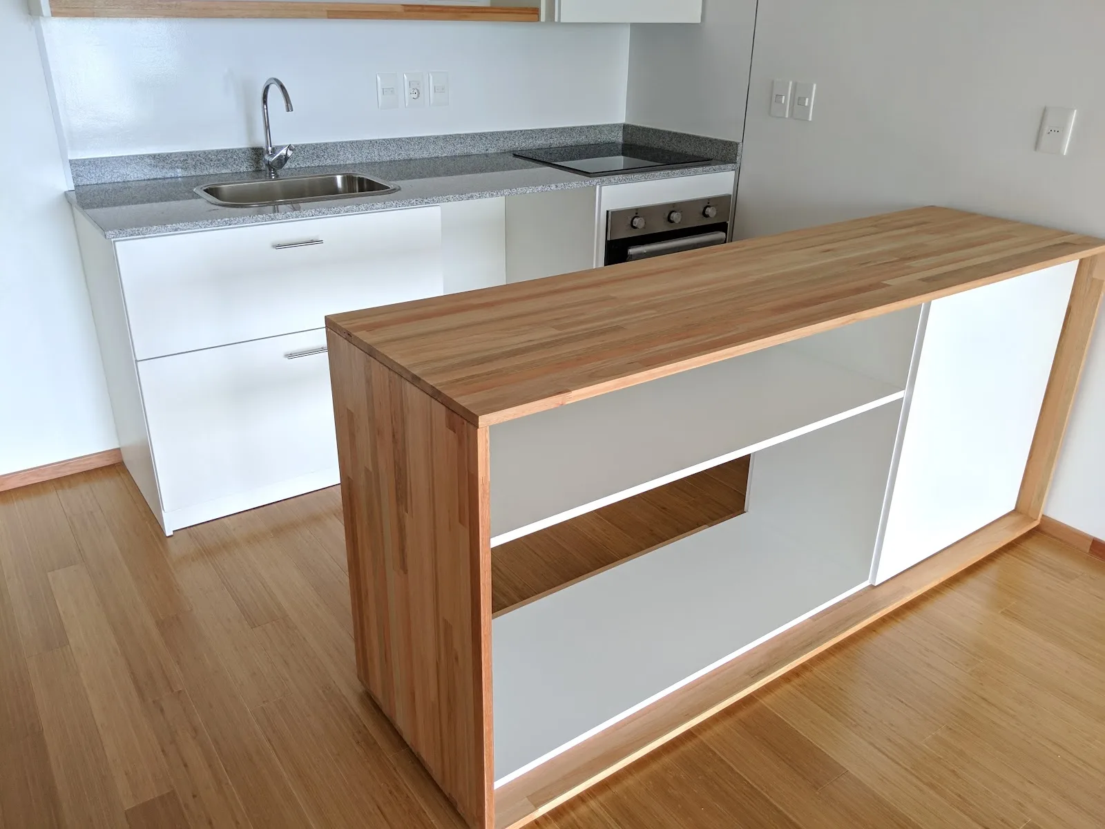 Alquiler - Apartamento con Garaje - Pocitos Nuevo - 1 Dormitorio — 9