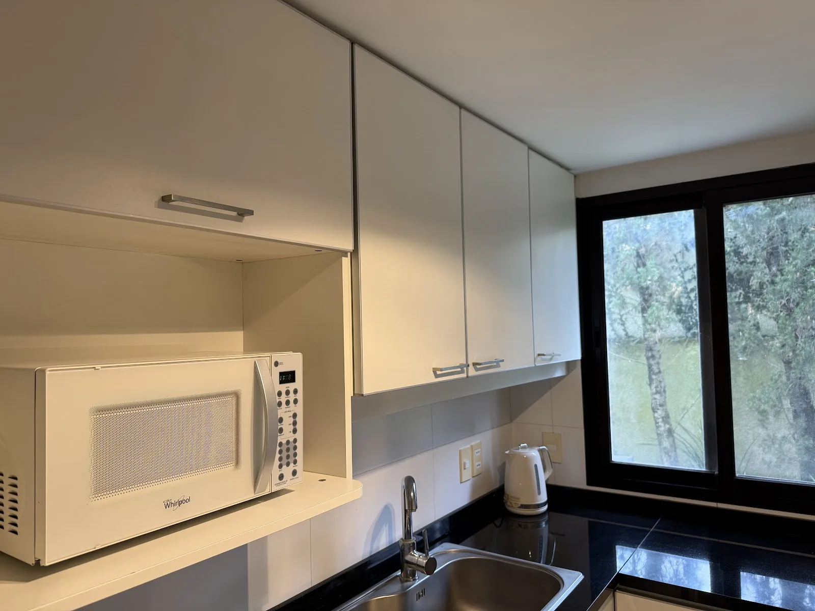 Alquiler - Apartamento con Muebles - Carrasco - 1 Dormitorio — 27