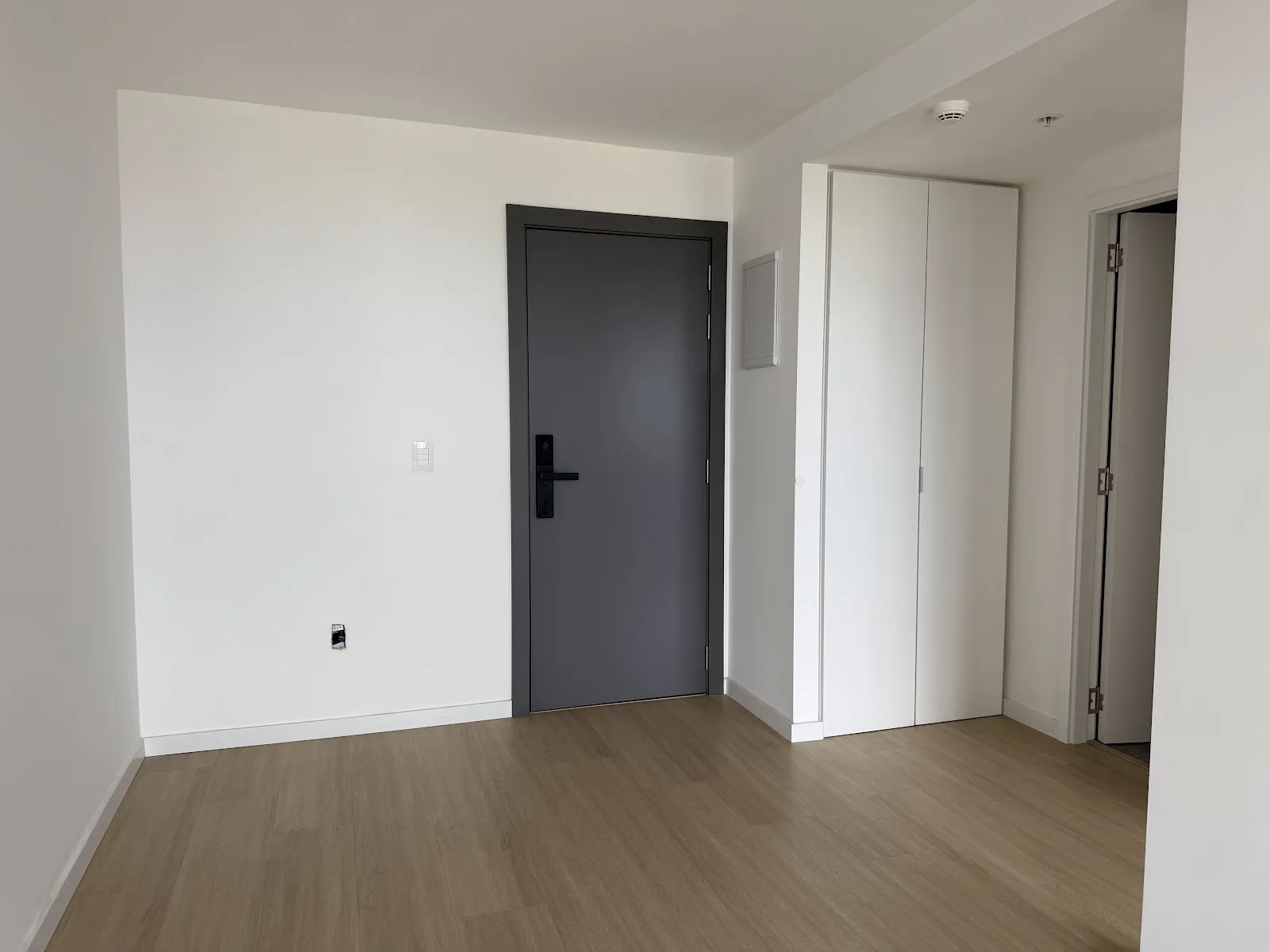 Alquiler - Apartamento con Garaje - Malvín - 1 Dormitorio — 5