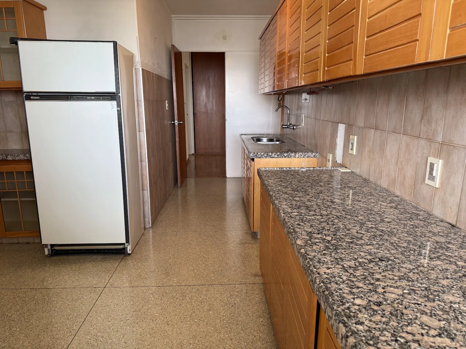 Venta - Apartamento con Garaje - Puerto del Buceo - 3 Dormitorios — 30
