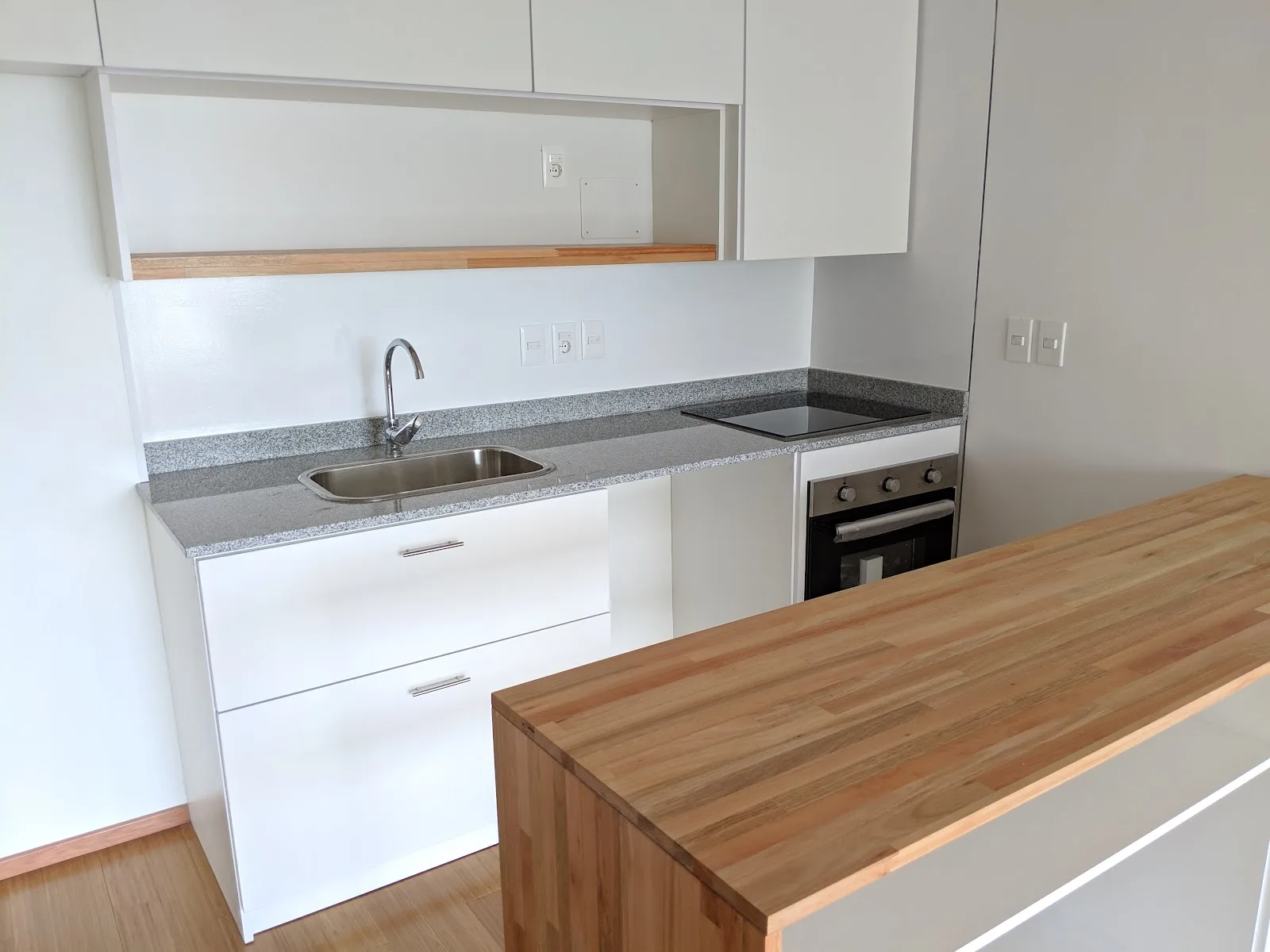 Alquiler - Apartamento con Garaje - Pocitos Nuevo - 1 Dormitorio — 8