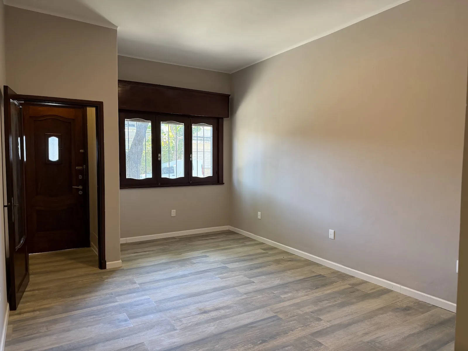 Venta - Casa PH con Garaje - Pocitos Nuevo - 2 Dormitorios — 4