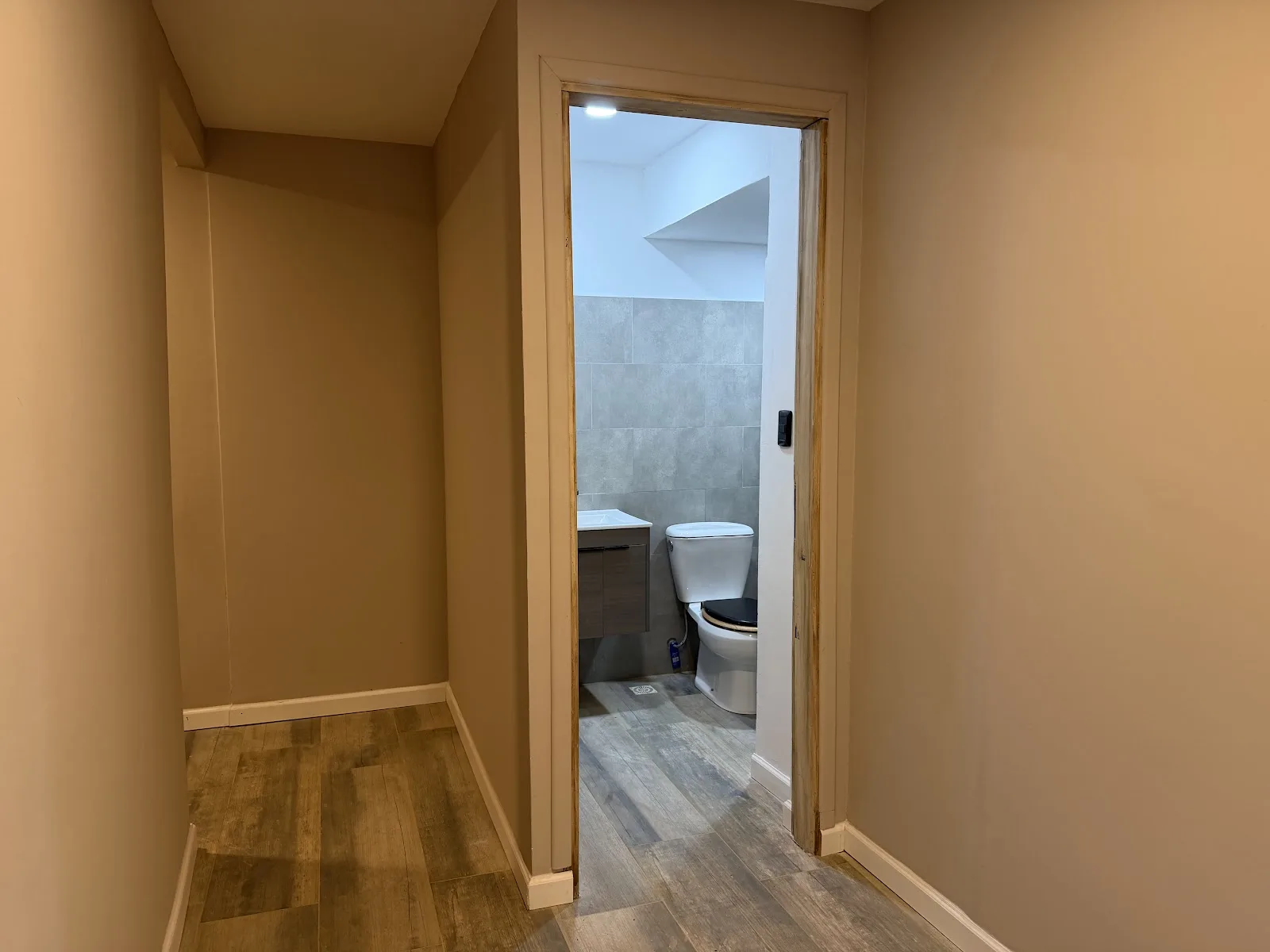 Venta - Casa PH con Garaje - Pocitos Nuevo - 2 Dormitorios — 27