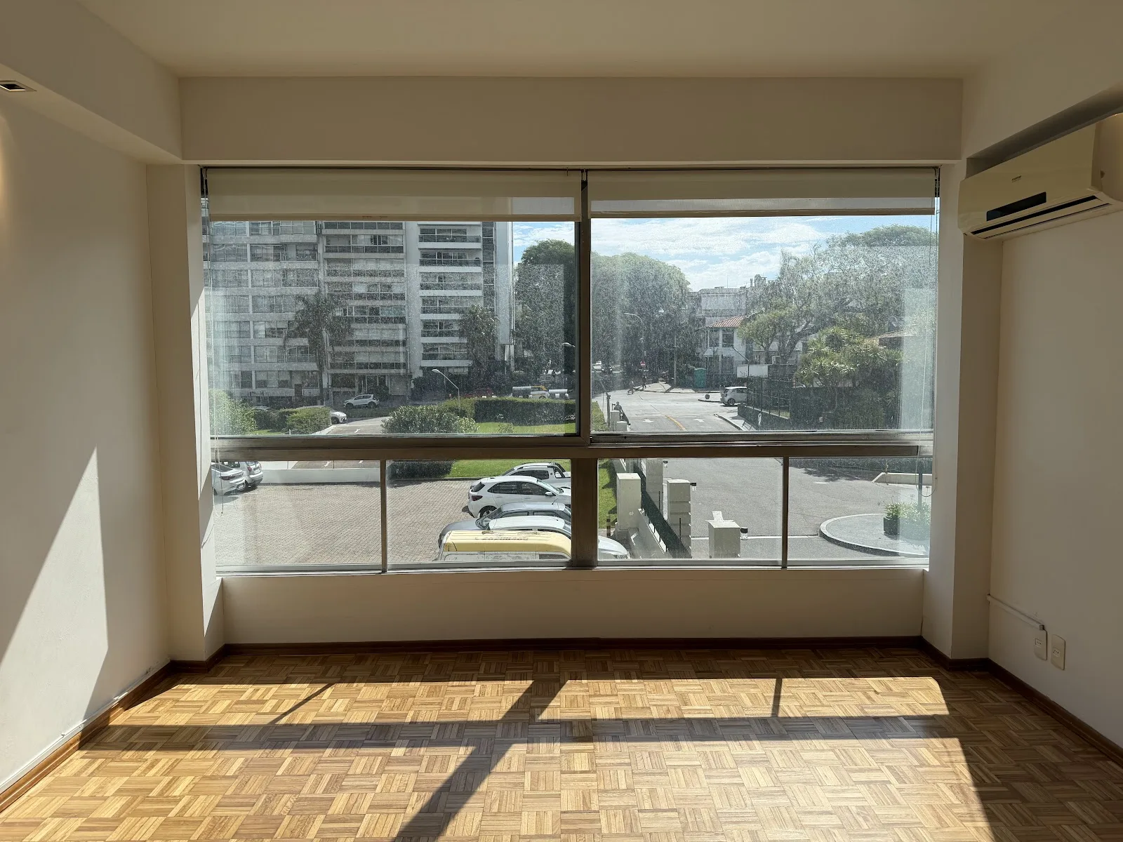 Venta - Apartamento - Puerto del Buceo - 2 Dormitorios — 11