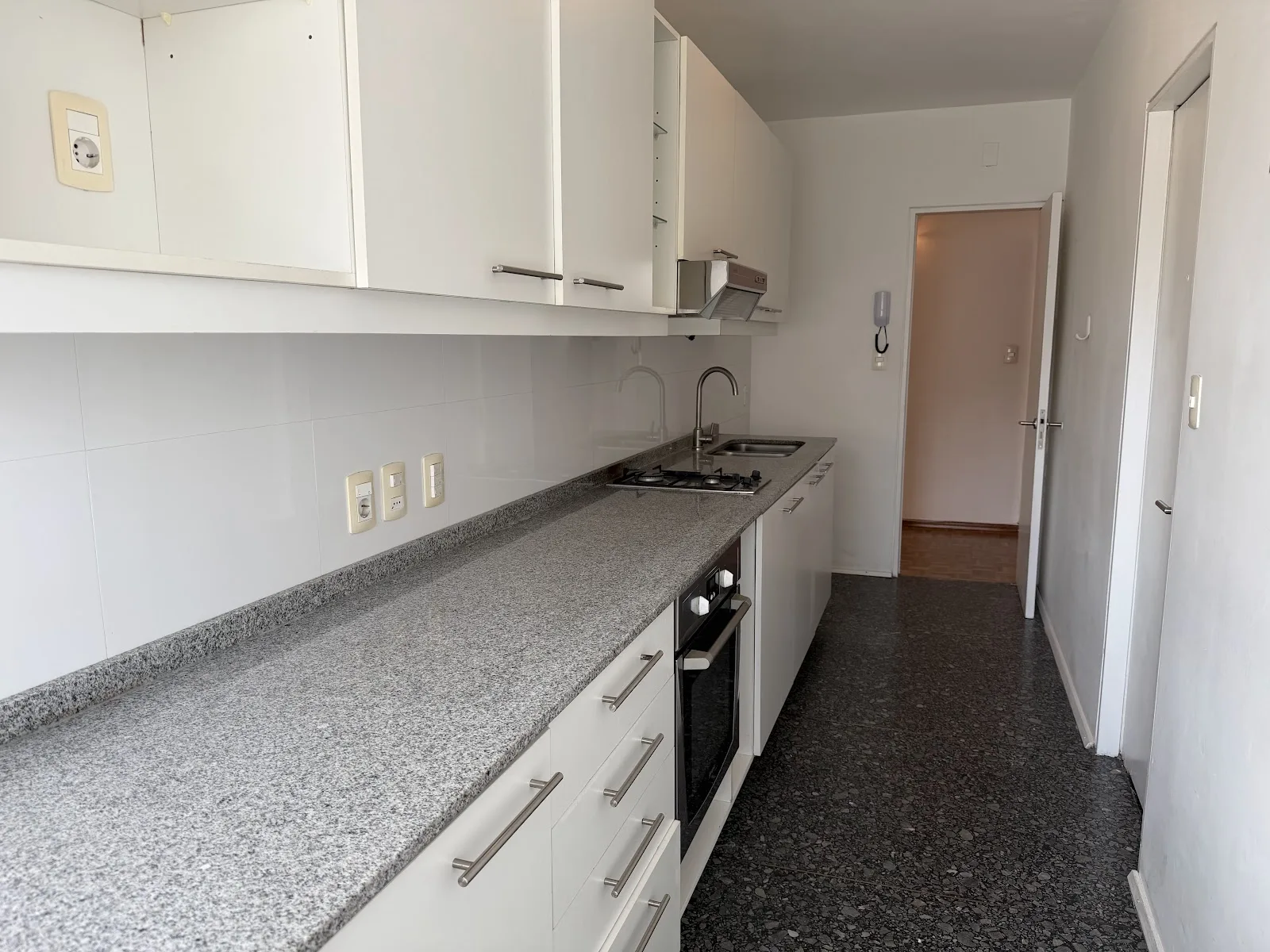 Venta - Apartamento - Puerto del Buceo - 2 Dormitorios — 29