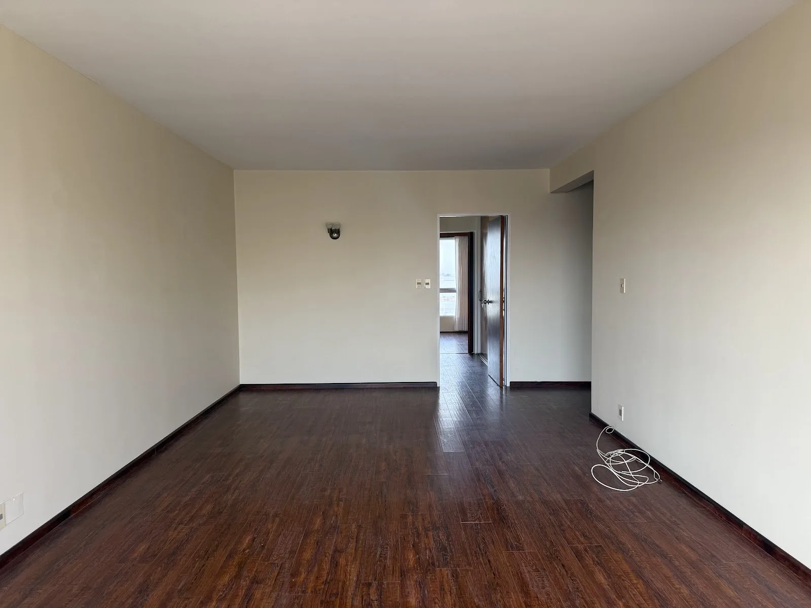 Alquiler - Apartamento con Garaje - Puerto del Buceo - 1 Dormitorio — 9