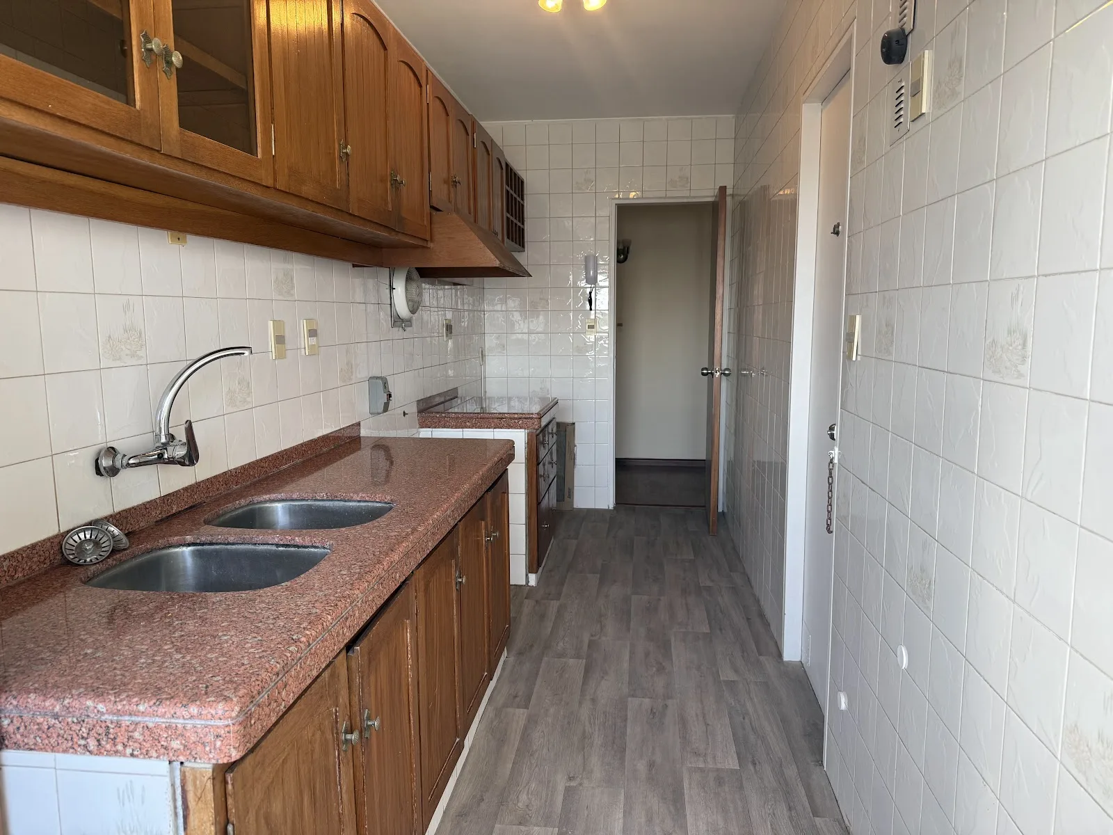 Alquiler - Apartamento con Garaje - Puerto del Buceo - 1 Dormitorio — 17