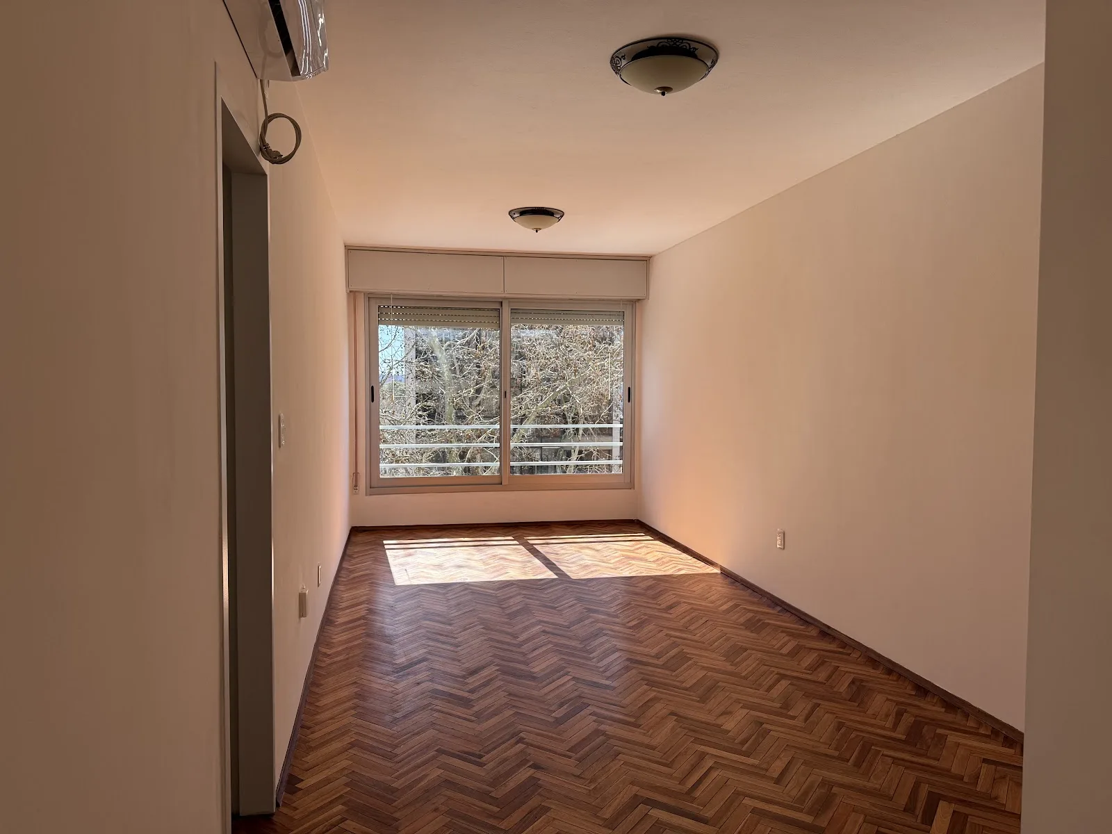 Alquiler - Apartamento - Pocitos - 2 Dormitorios — 2