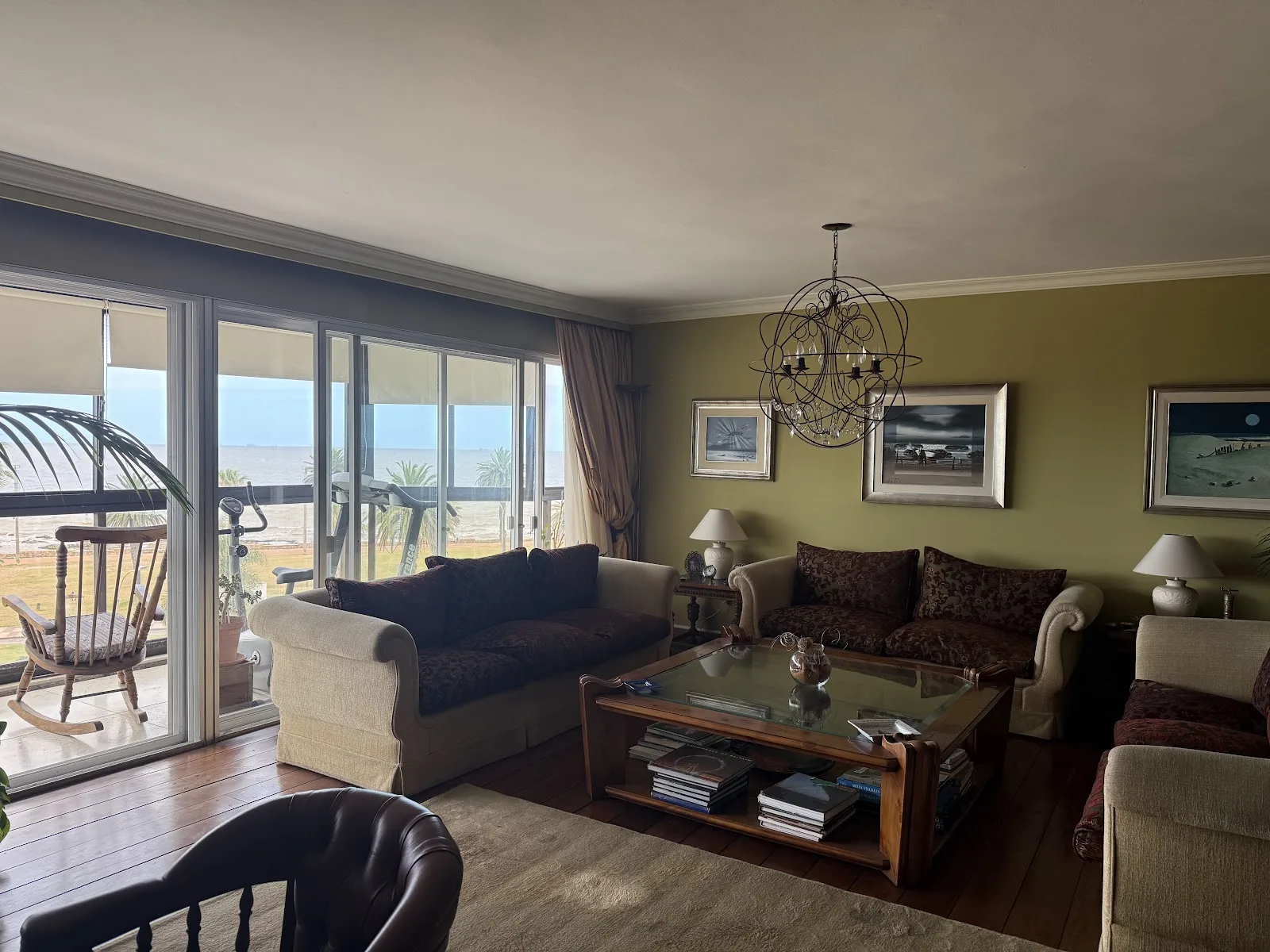 Venta - Apartamento con Garaje - Punta Carretas - 3 Dormitorios — 3